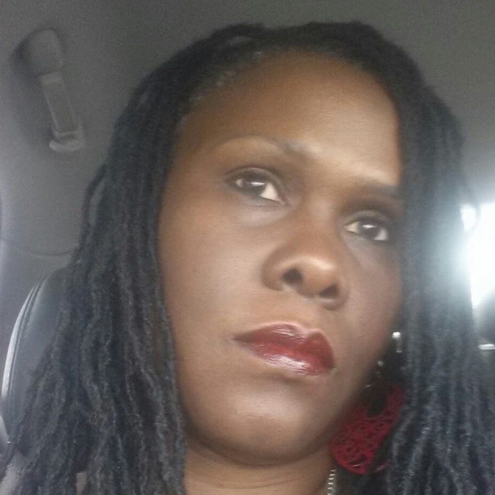 Meet your Posher, Mme teresa
